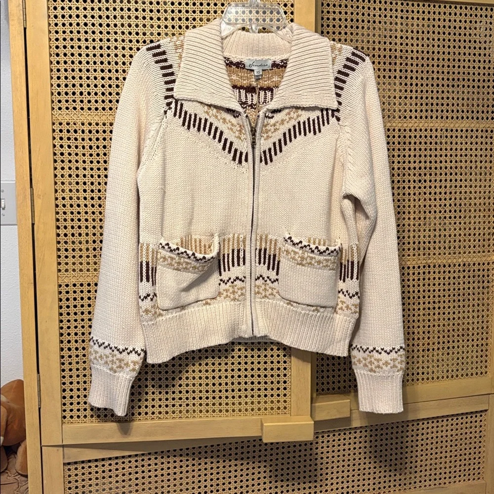 Sendero Provisions Horse zip up pocket sweater cardigan xs NWT - Picture 2 of 4